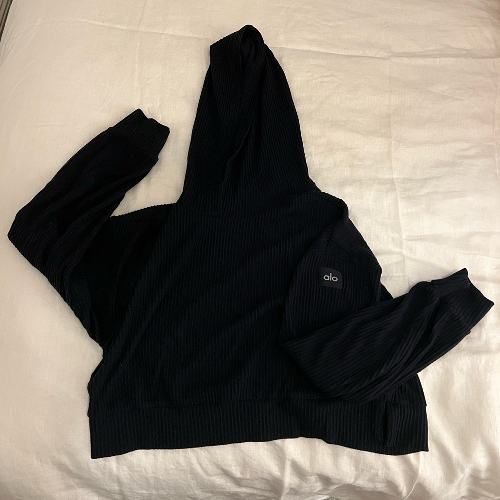 Alo Muse Cropped Hoodie - Ribbed Navy